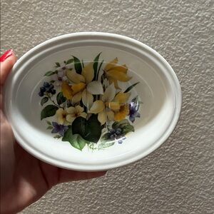 Stafford Royal flower soap dish made in England exclusively for Victoria secret